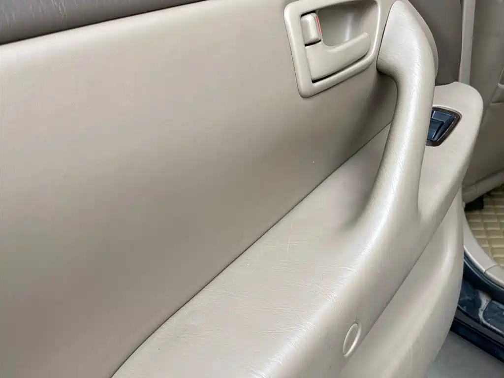 Toyota фото 15