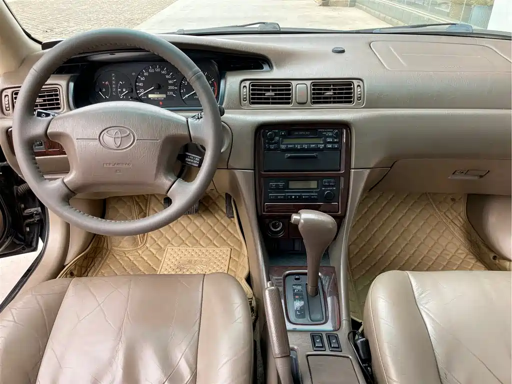 Toyota фото 10