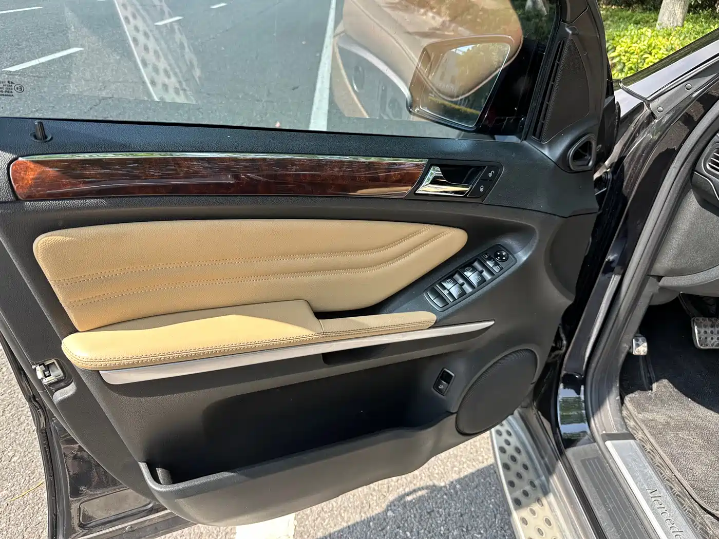 Mercedes-Benz M-Class 2010 ML 350 4MATIC Luxury фото 12