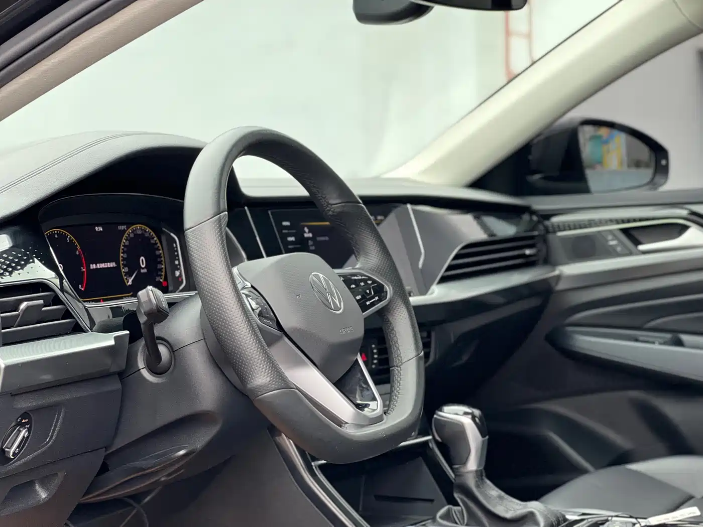 Volkswagen Passat 2023 330TSI Starlight Elite Edition фото 4