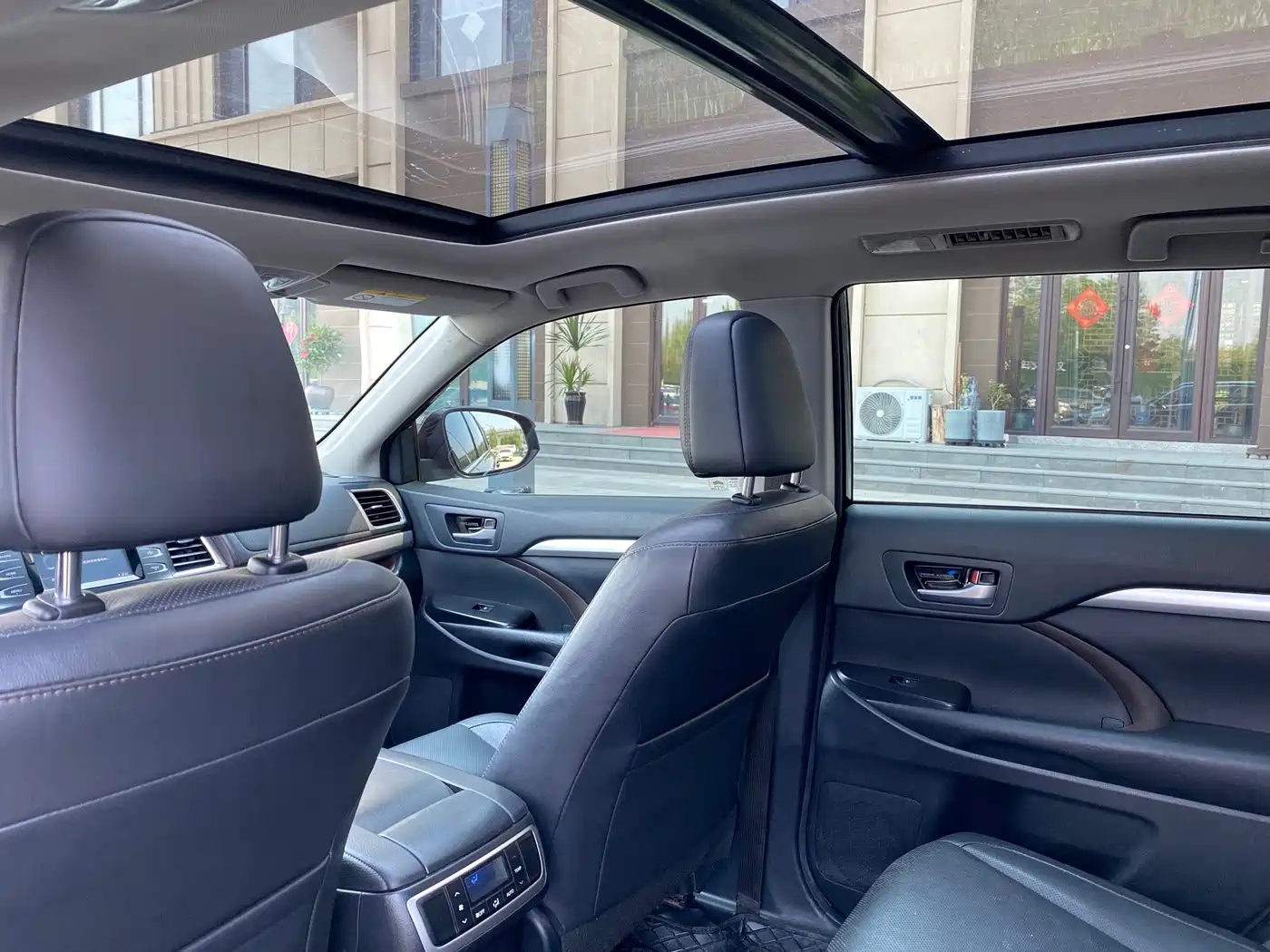 Toyota Highlander 2015 2.0T AWD Luxury Edition 7-seater фото 5