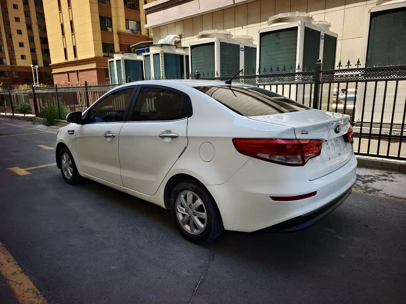 Kia K2 2015 Sedan 1.4L AT GLS фото 9