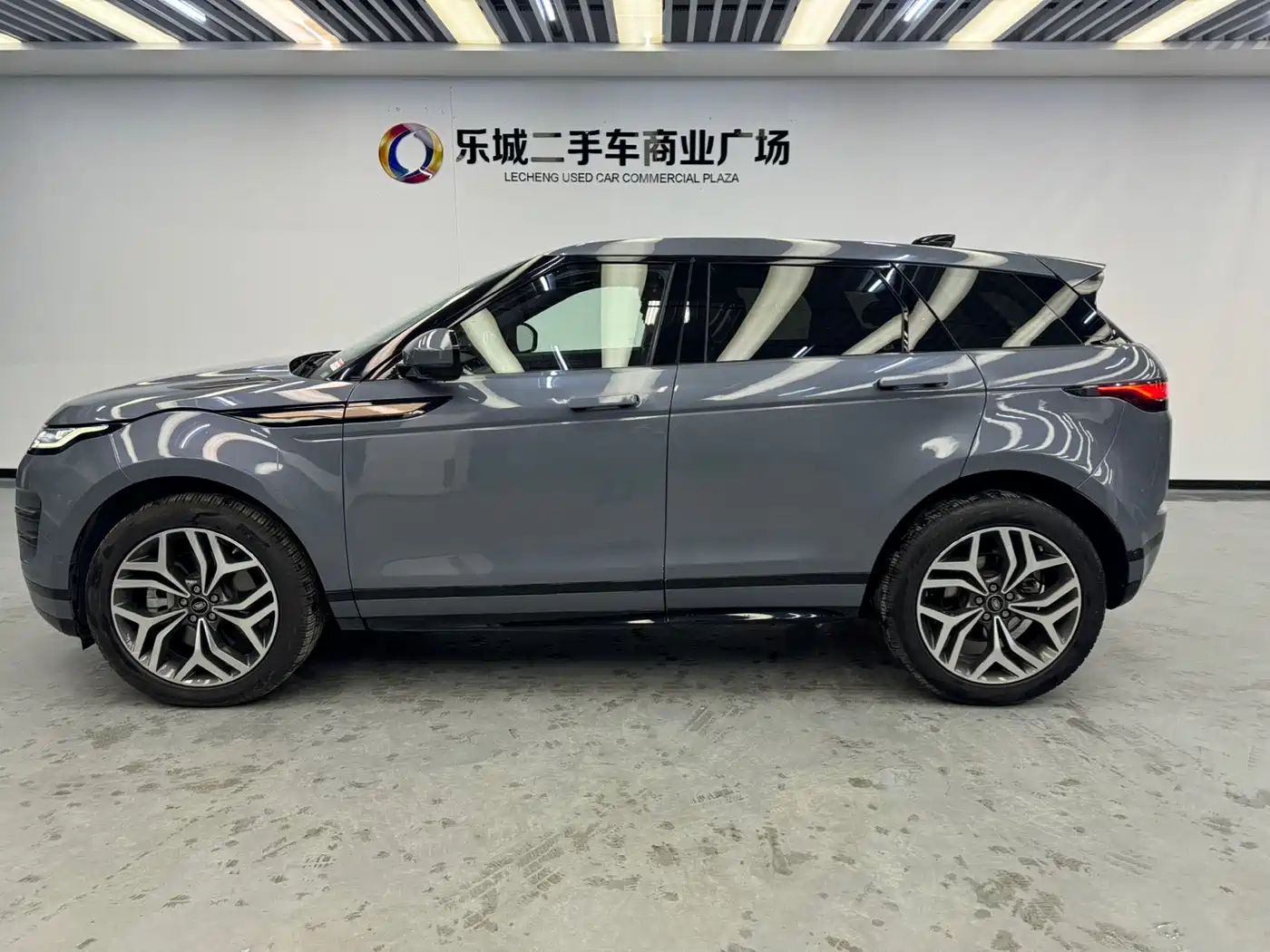 LAND ROVER RANGE ROVER AURORA