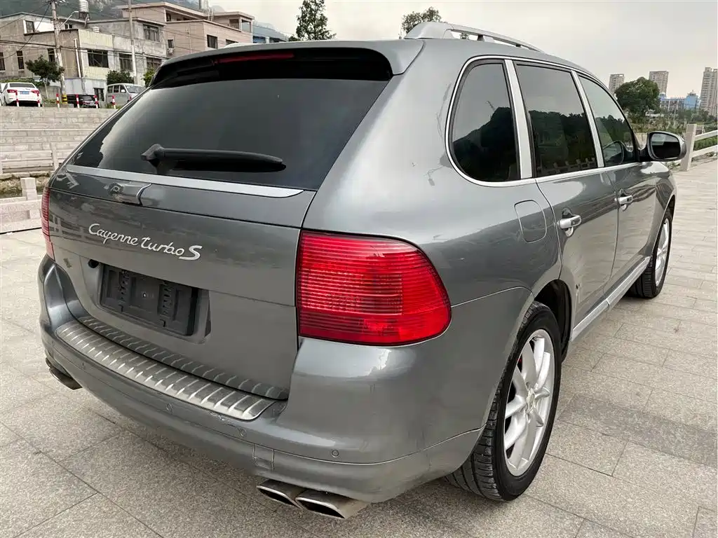Porsche Cayenne 2006 Cayenne Turbo 4.5T фото 2