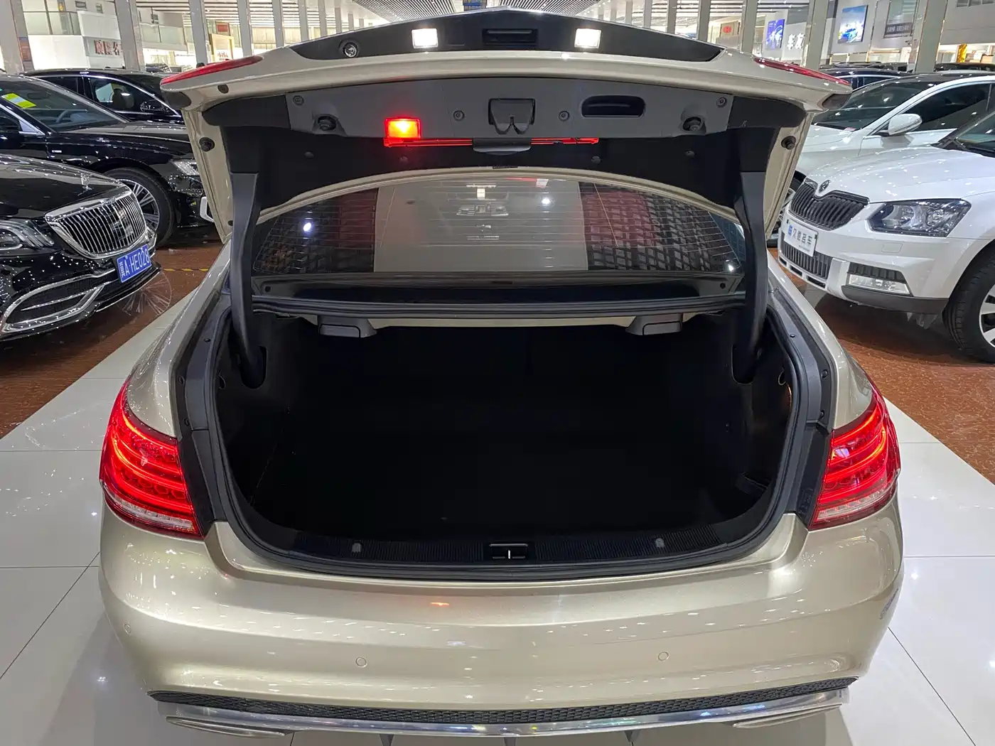 Mercedes-Benz E-Class (Import) 2014 E 260 Coupe фото 18