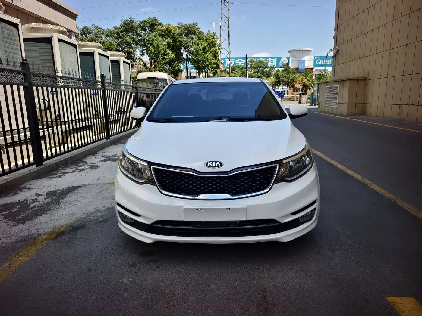 Kia K2 2015 Sedan 1.4L AT GLS фото 2