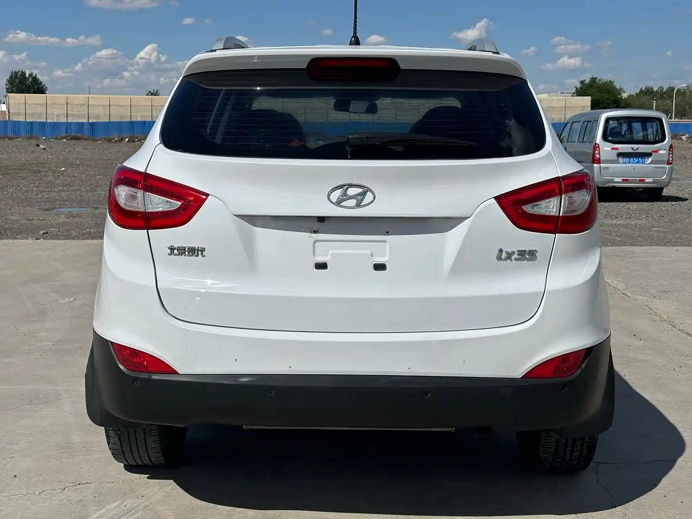 Hyundai Beijing Hyundai ix35 2013 2.0L Auto 2WD Smart GLS China IV фото 4