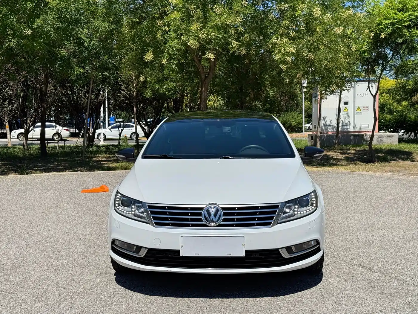 Volkswagen FAW-Volkswagen CC 2016 Model 1.8TSI Luxury фото 2