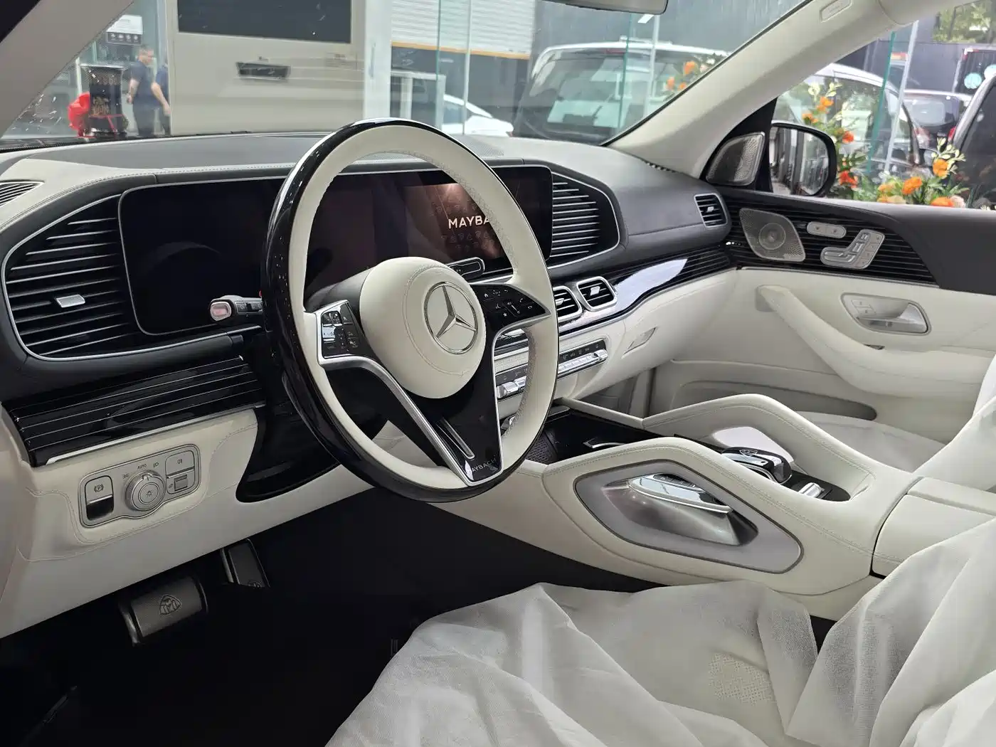 Mercedes-Benz GLS 2025 GLS 450 4MATIC Luxury фото 8