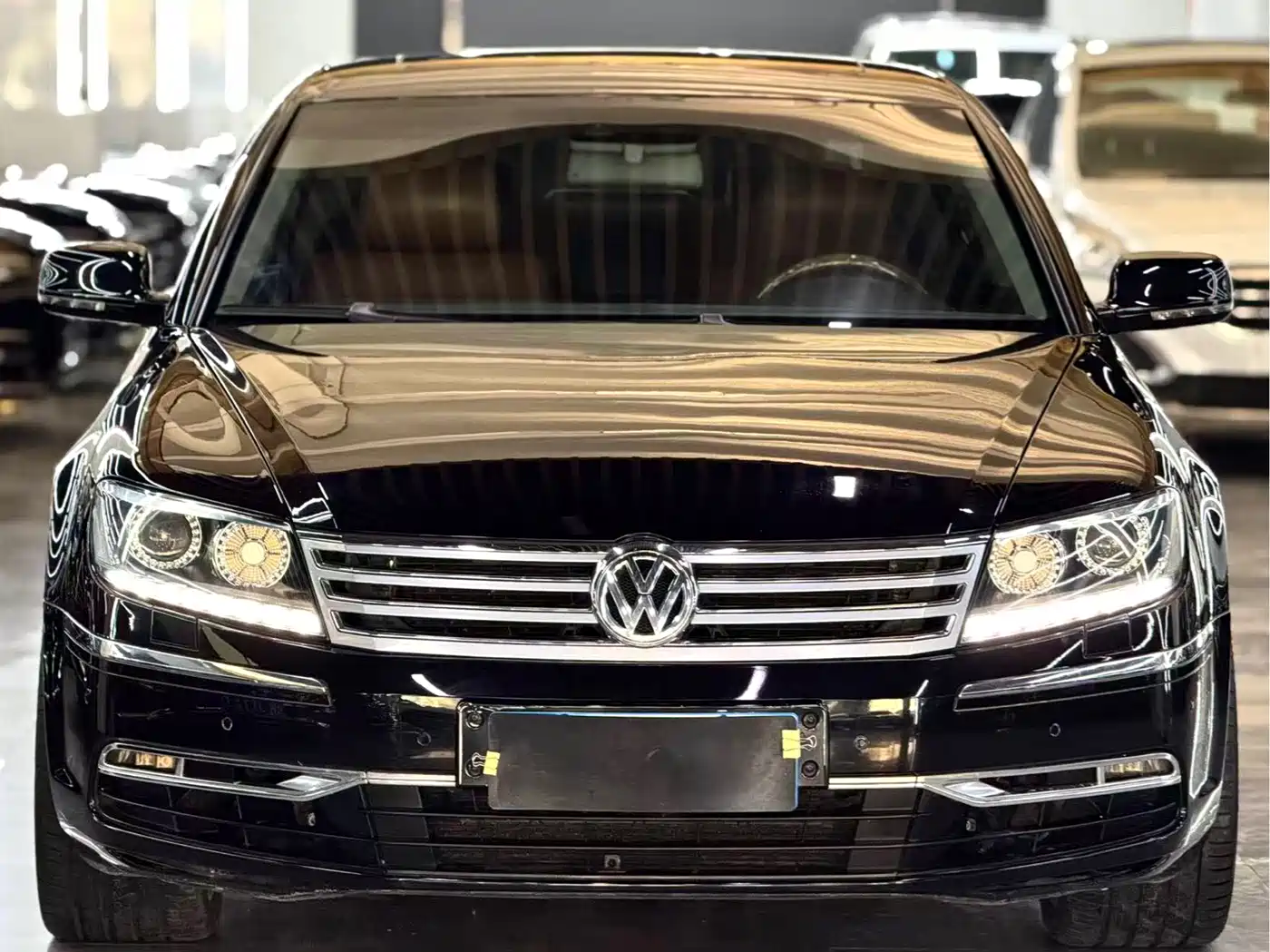 Volkswagen Phaeton 2012 3.6L Premium Custom фото 2