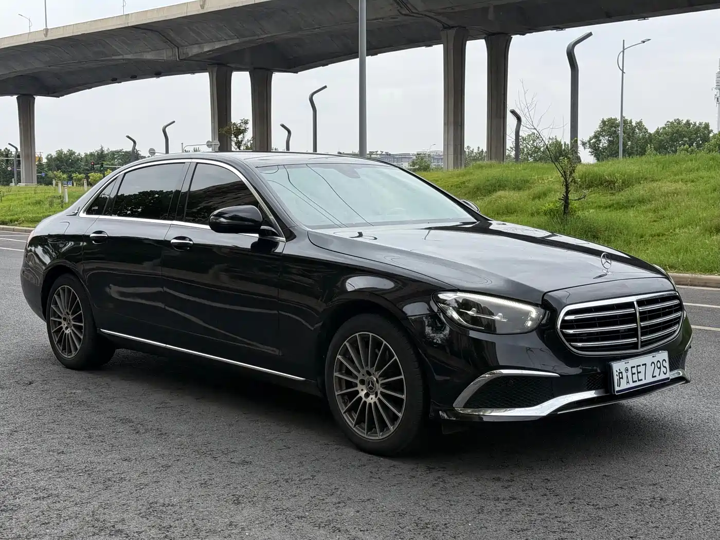 Mercedes-Benz E-Class 2021 E 260 L фото 3