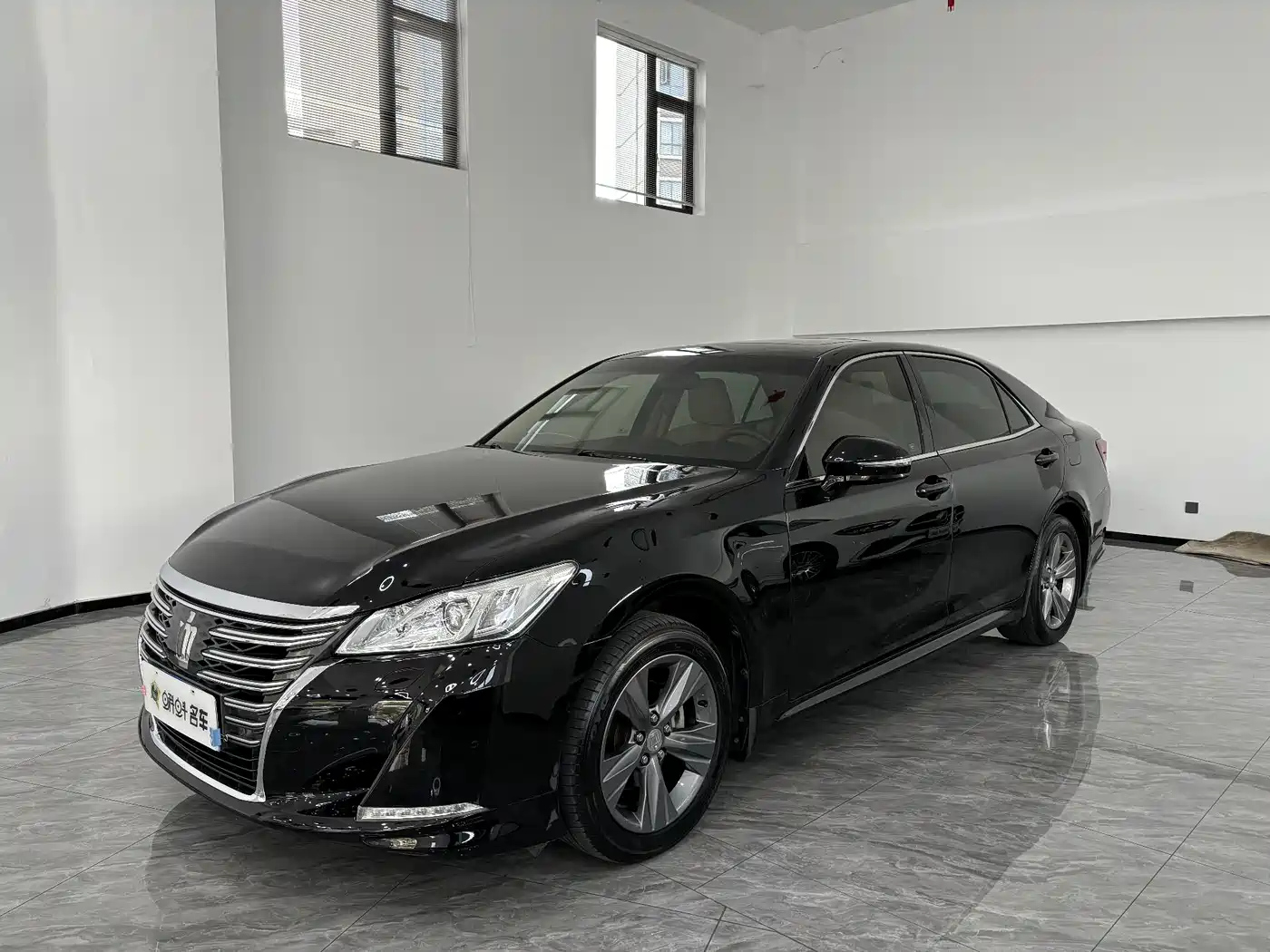 Toyota Crown 2015 2.5L Smart Edition