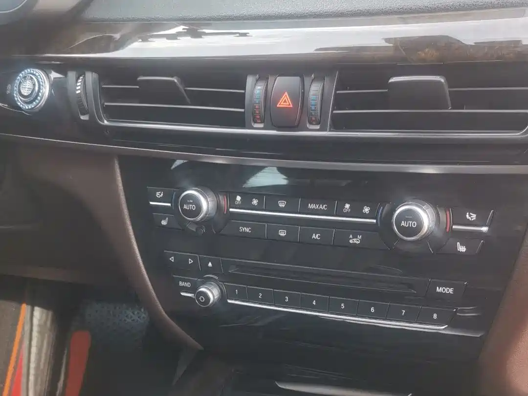 BMW X5 (Import) 2017 xDrive28i фото 11