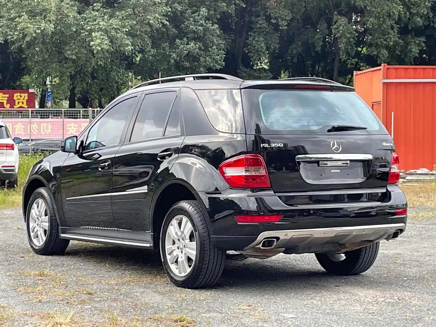 Mercedes-Benz M-Class 2010 ML 300 4MATIC фото 16