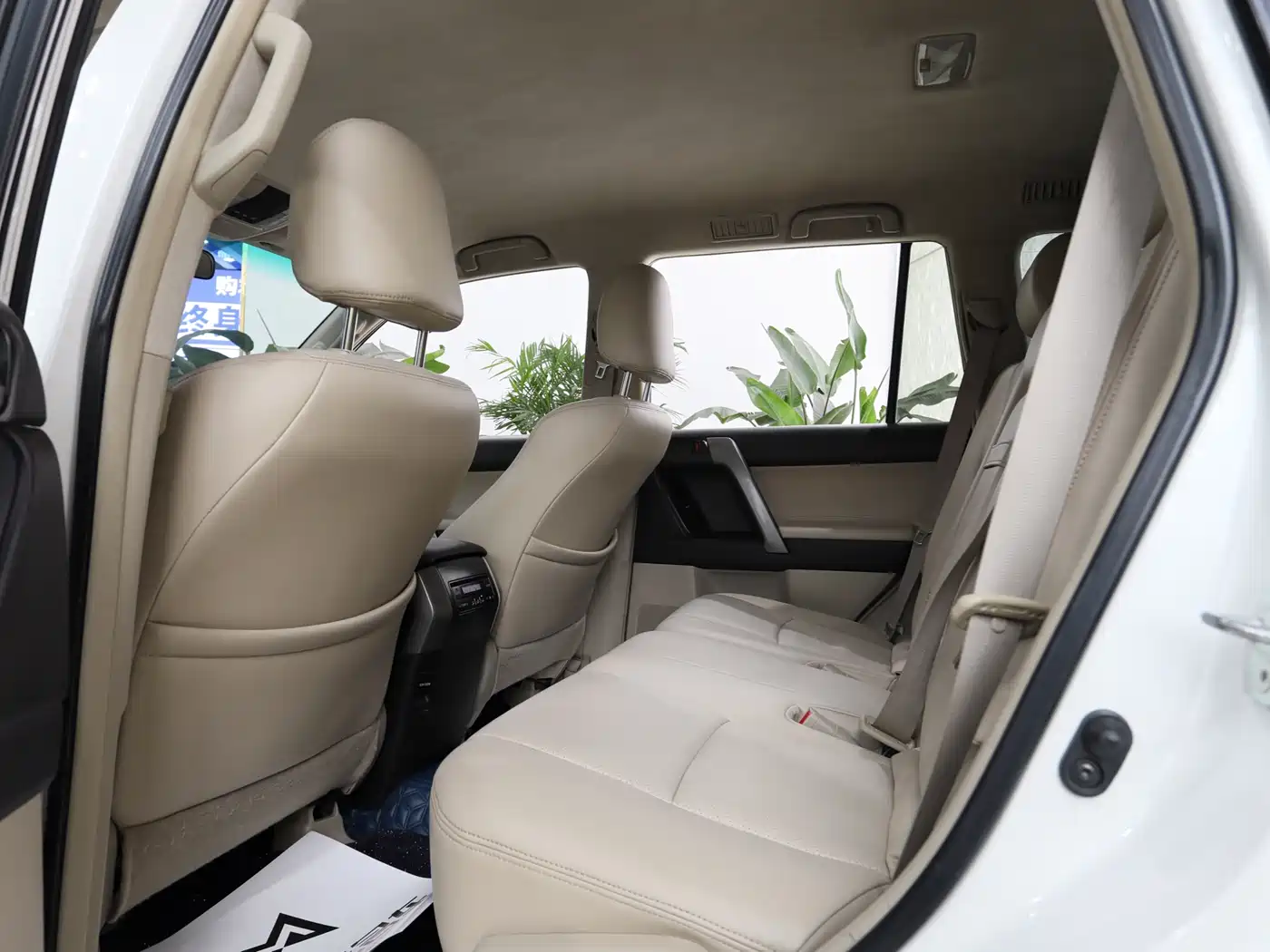Toyota Prado (Import) 2010 2.7L Auto Luxury фото 16