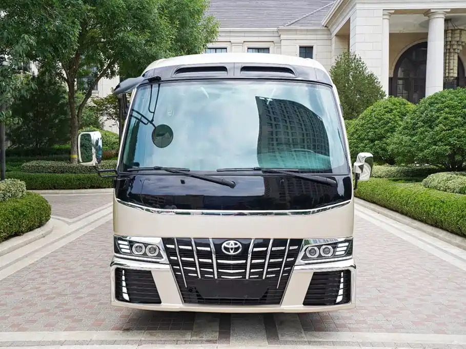Toyota Coaster 2019 4.0L Premium Vehicle GRB53L-ZEMSK 23-seater 9GR фото 2