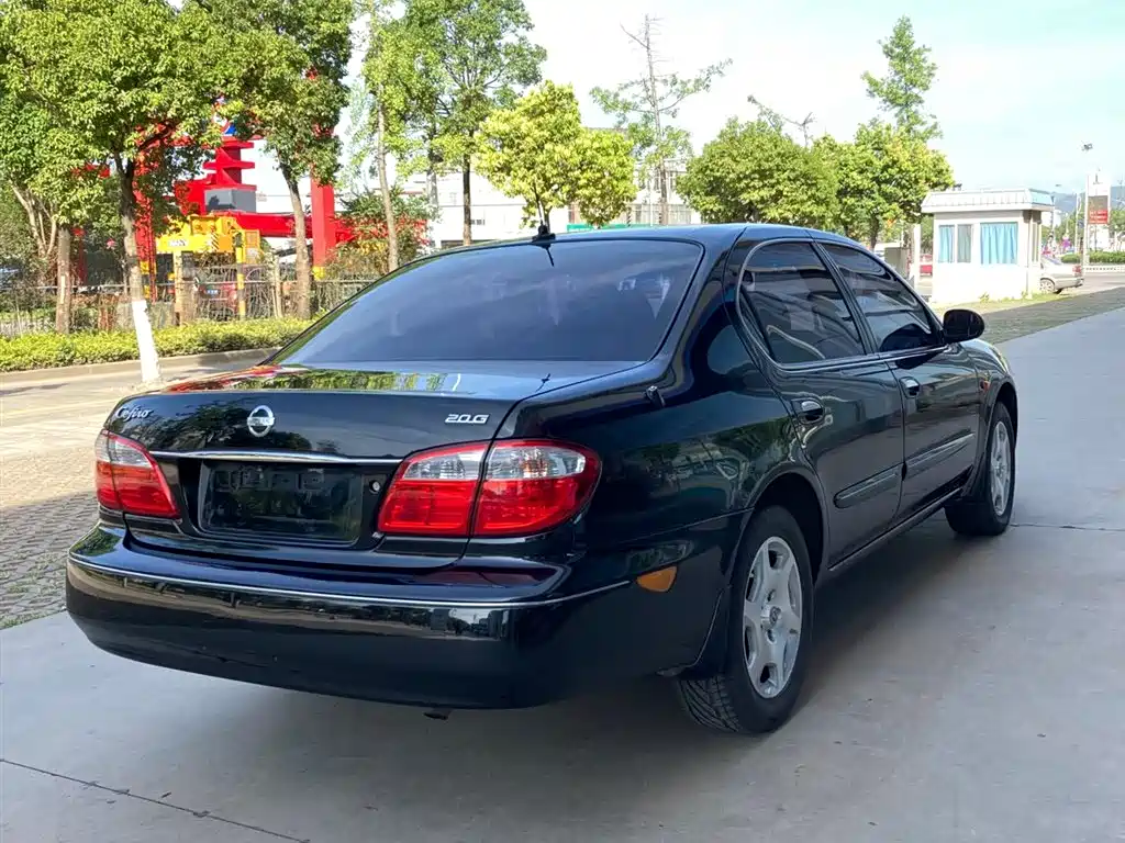 Nissan Cefiro 2002
