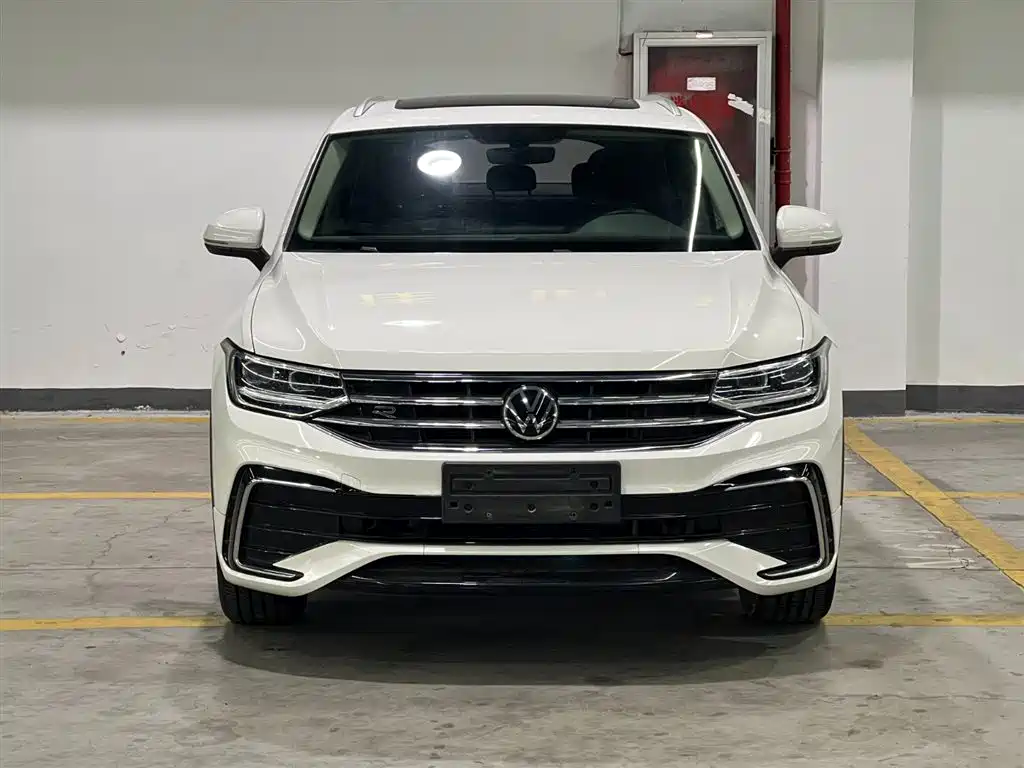 VOLKSWAGEN TIGUAN X