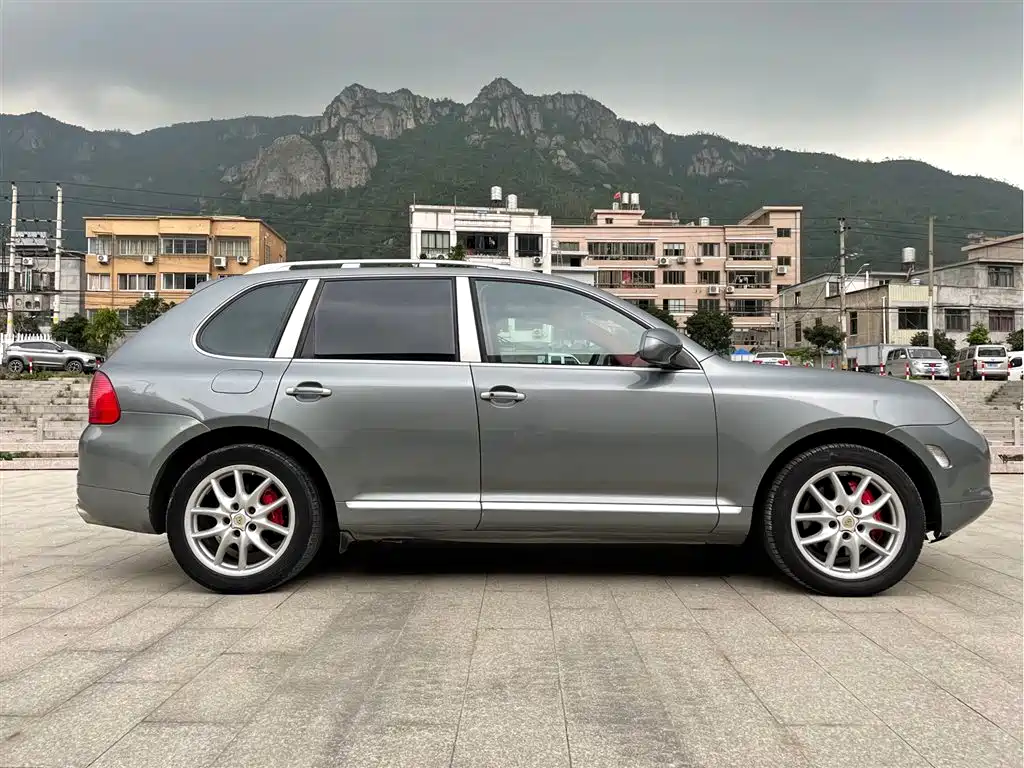 Porsche Cayenne 2006 Cayenne Turbo 4.5T фото 5
