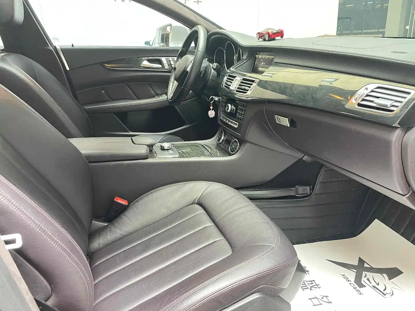 Mercedes-Benz CLS 2012 CLS 350 CGI фото 10