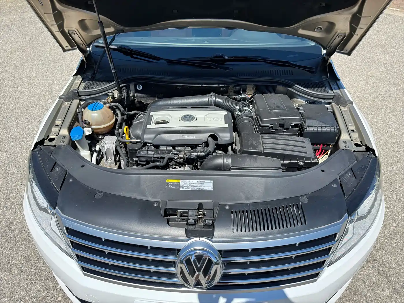 Volkswagen FAW-Volkswagen CC 2016 Model 1.8TSI Luxury фото 9