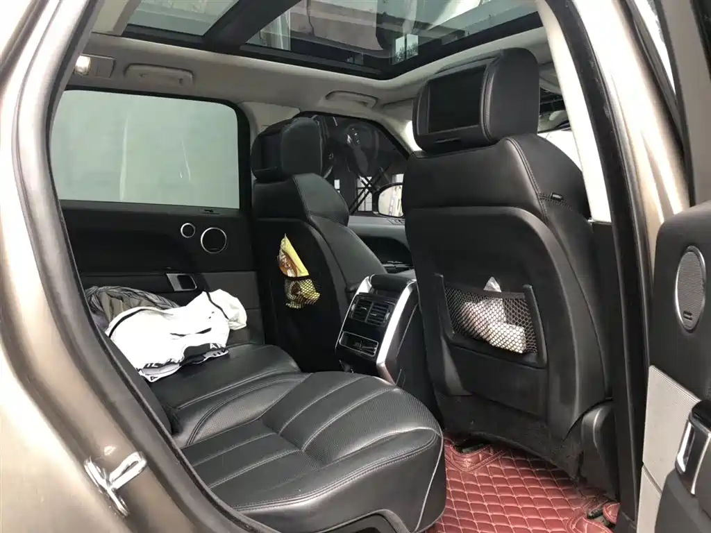 Land Rover Range Rover Sport 2016 Model 2.0 GTDi HSE фото 4