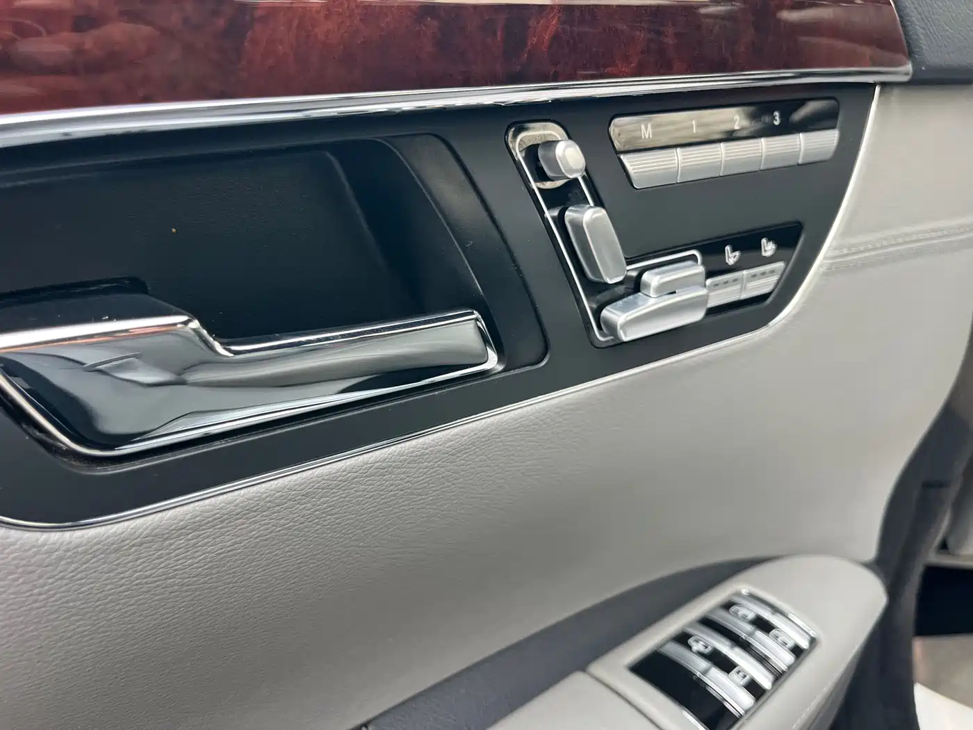 Mercedes-Benz S-Class 2004 S 500 фото 12