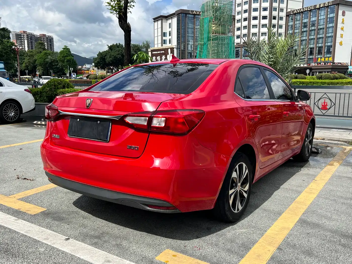 Roewe 360 2017 2017 1.5L Auto Luxury Edition