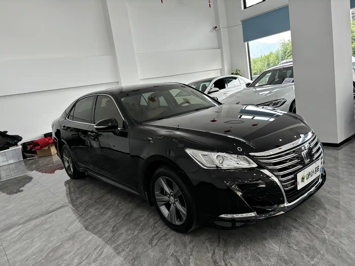 Toyota Crown 2015 2.5L Smart Edition фото 3