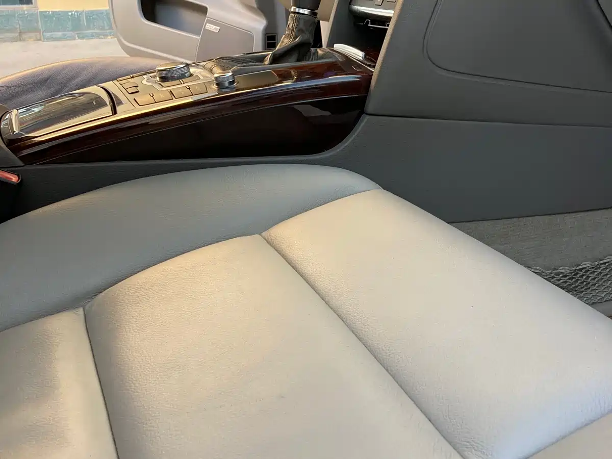 Audi A6L 2005 Model 3.0L Technology Leader фото 14