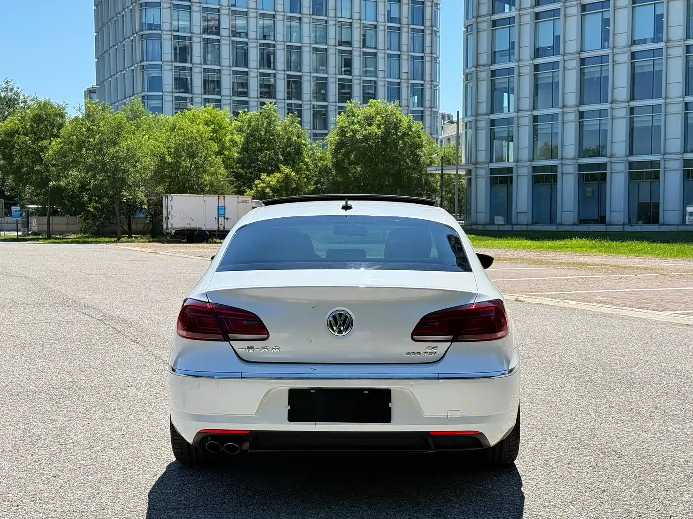 Volkswagen FAW-Volkswagen CC 2016 Model 1.8TSI Luxury фото 7