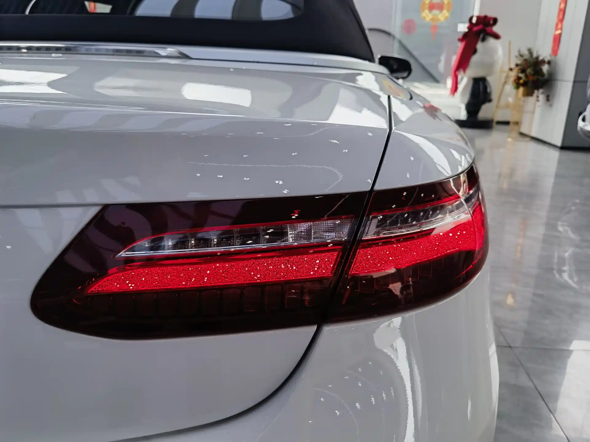 Фото 13 - Mercedes-Benz E-Class (Import)