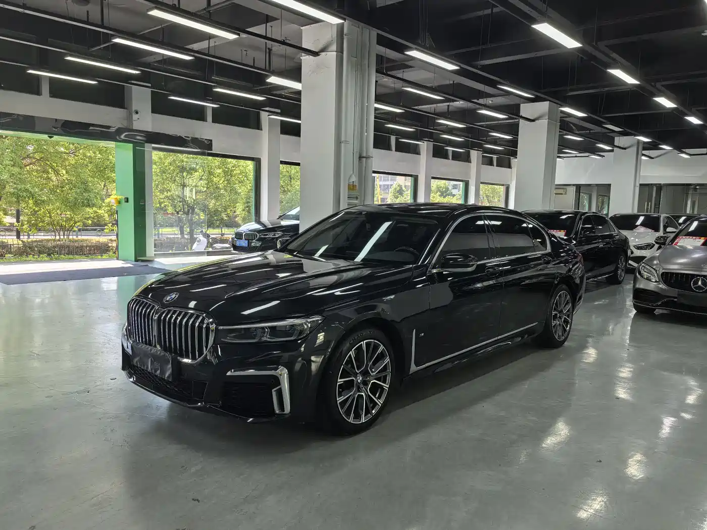 BMW 7 Series 2016 730Li Luxury