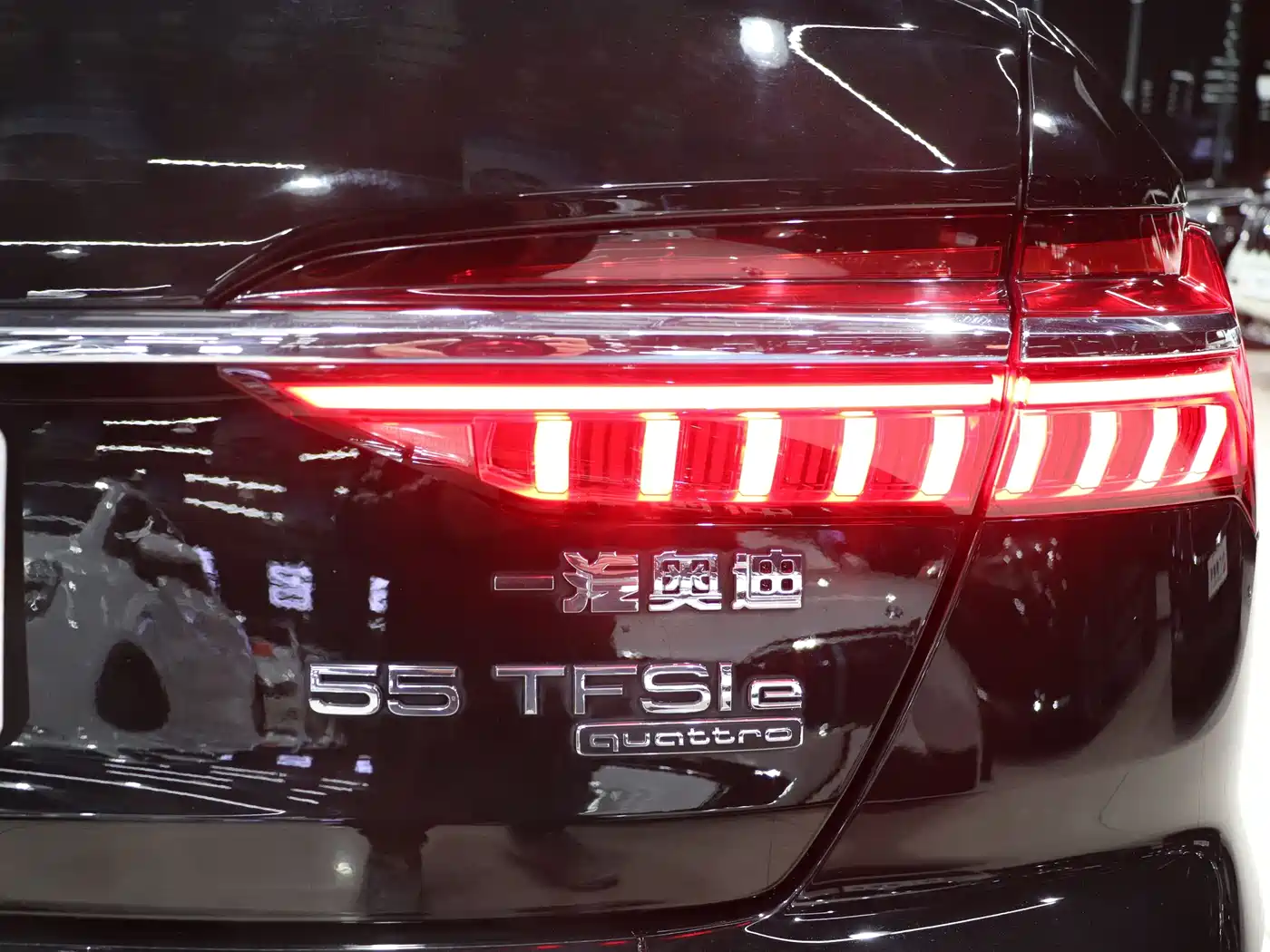 Audi A6L New Energy 2020 55 TFSI e quattro фото 14