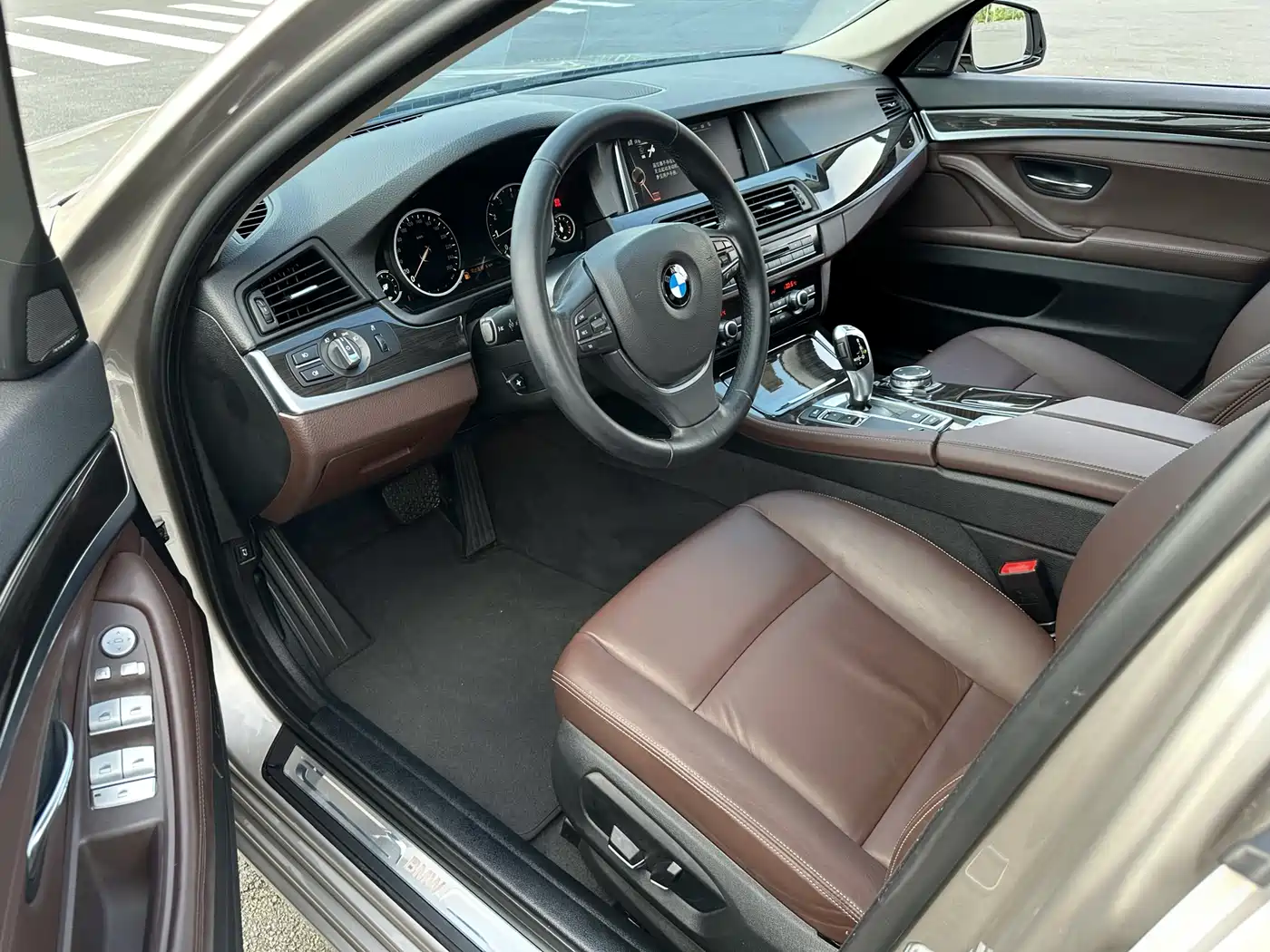 BMW 5 Series 2014 525Li Fashion Design Package фото 8