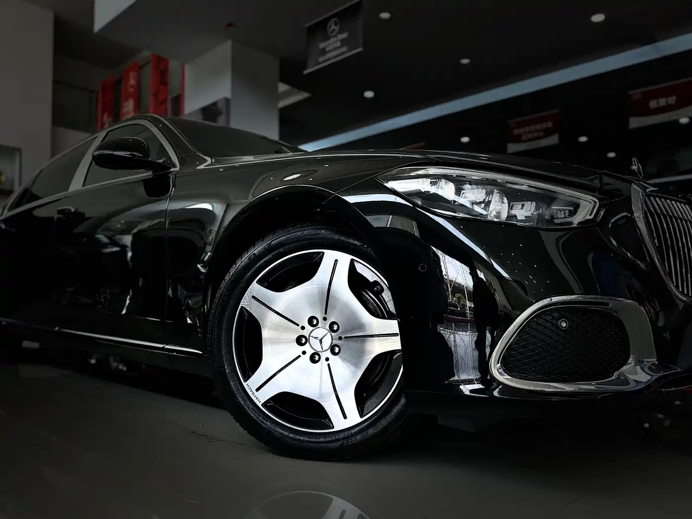 Mercedes-Benz Maybach S-Class 2025 Model S 480 4MATIC фото 8