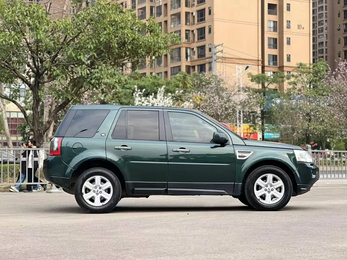 Land Rover Freelander 2 2012 2.2T SD4 SE Diesel фото 5
