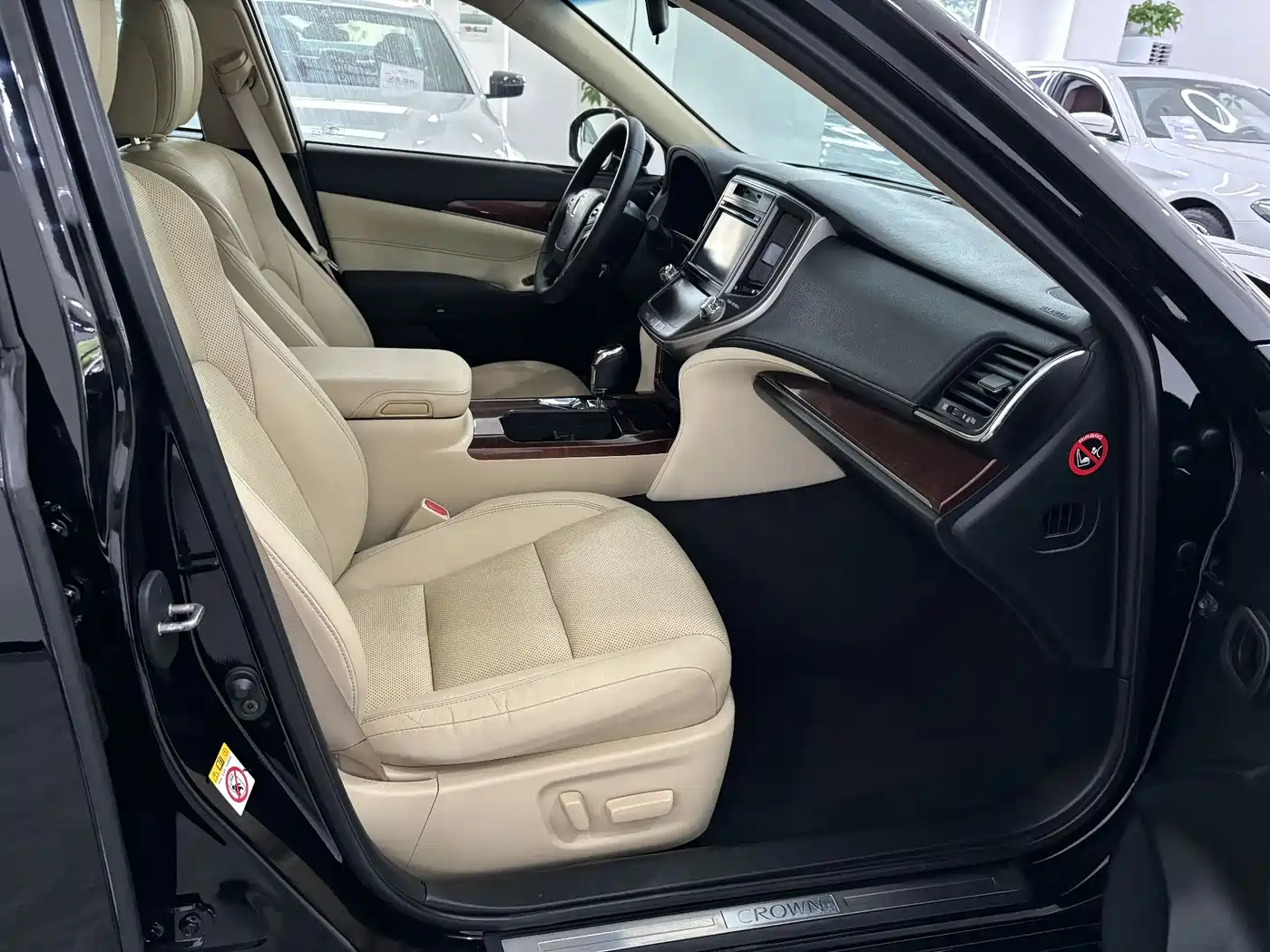 Toyota Crown 2015 2.5L Smart Edition фото 7