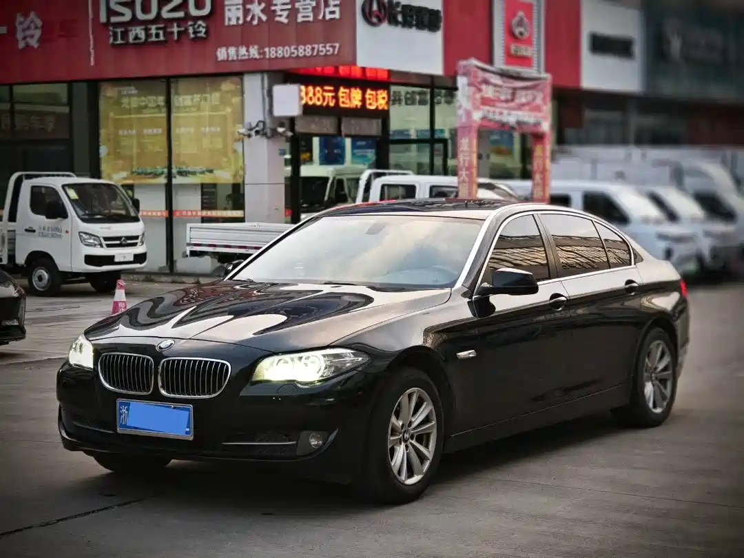 BMW 5 Series 2013 525Li Luxury