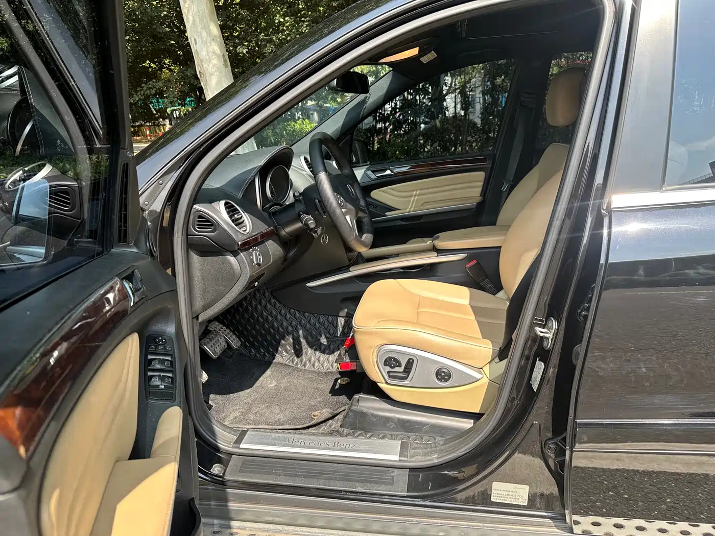 Mercedes-Benz M-Class 2010 ML 350 4MATIC Luxury фото 8