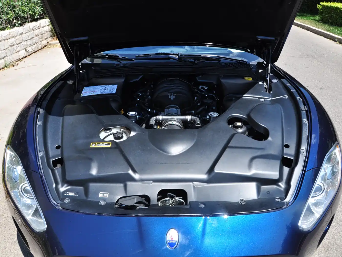 Maserati GranTurismo 2016 2007 4.2L Standard