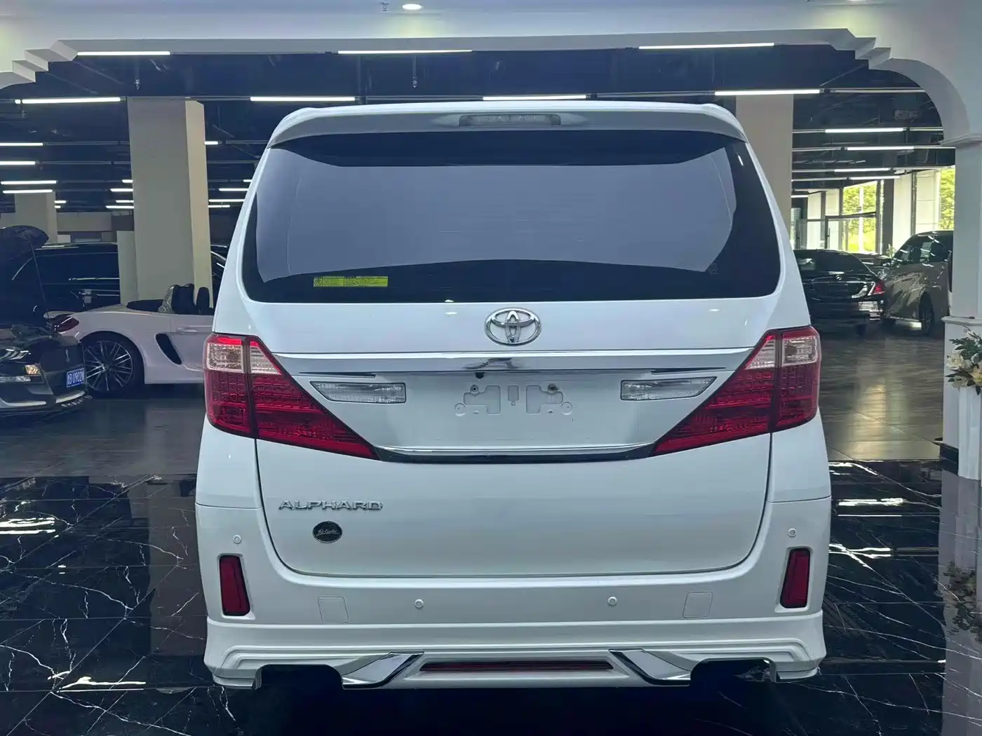 Toyota Alphard 2012 2.4L Luxury Edition фото 15