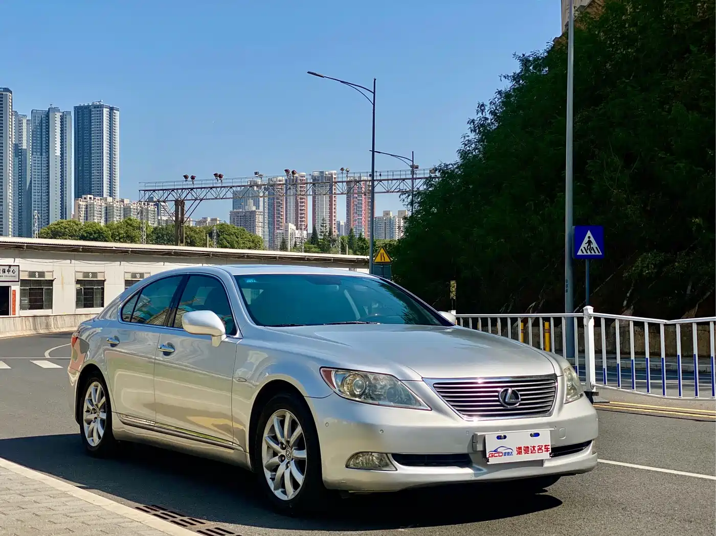 Lexus LS 2006 Model 460 фото 3
