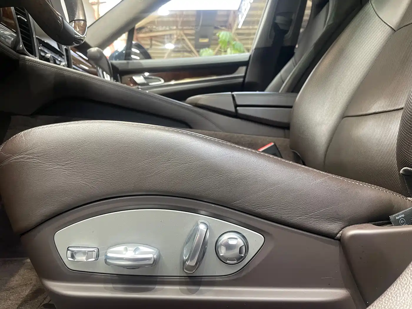 Porsche Panamera 2010 Porsche Panamera Turbo 4.8T фото 4