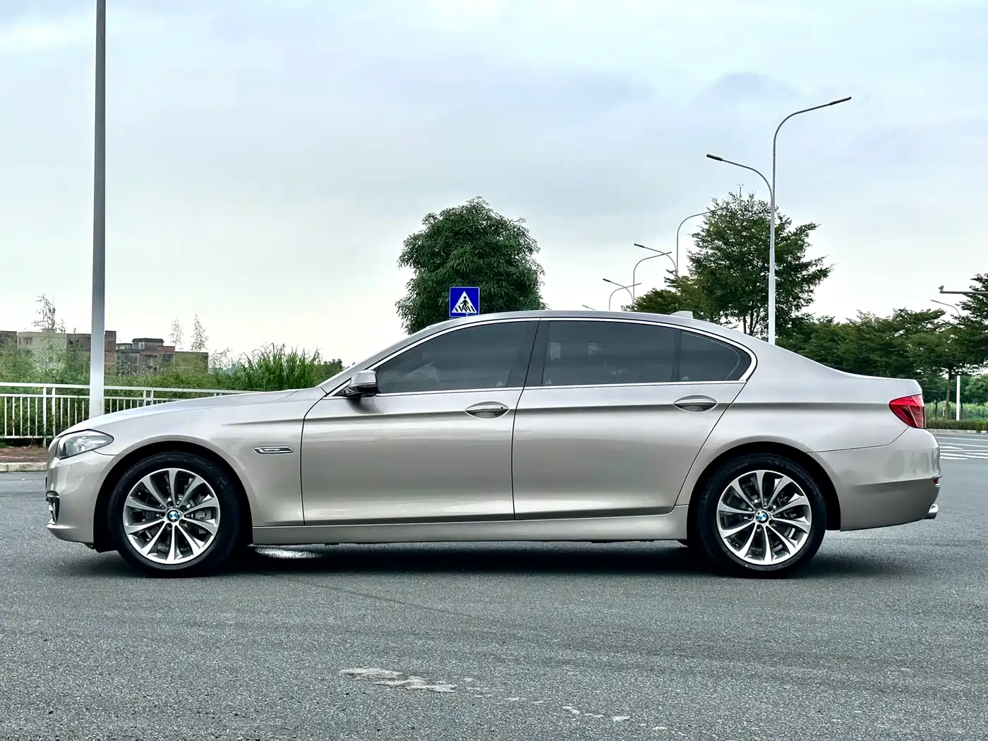 BMW 5 Series 2014 525Li Fashion Design Package фото 18