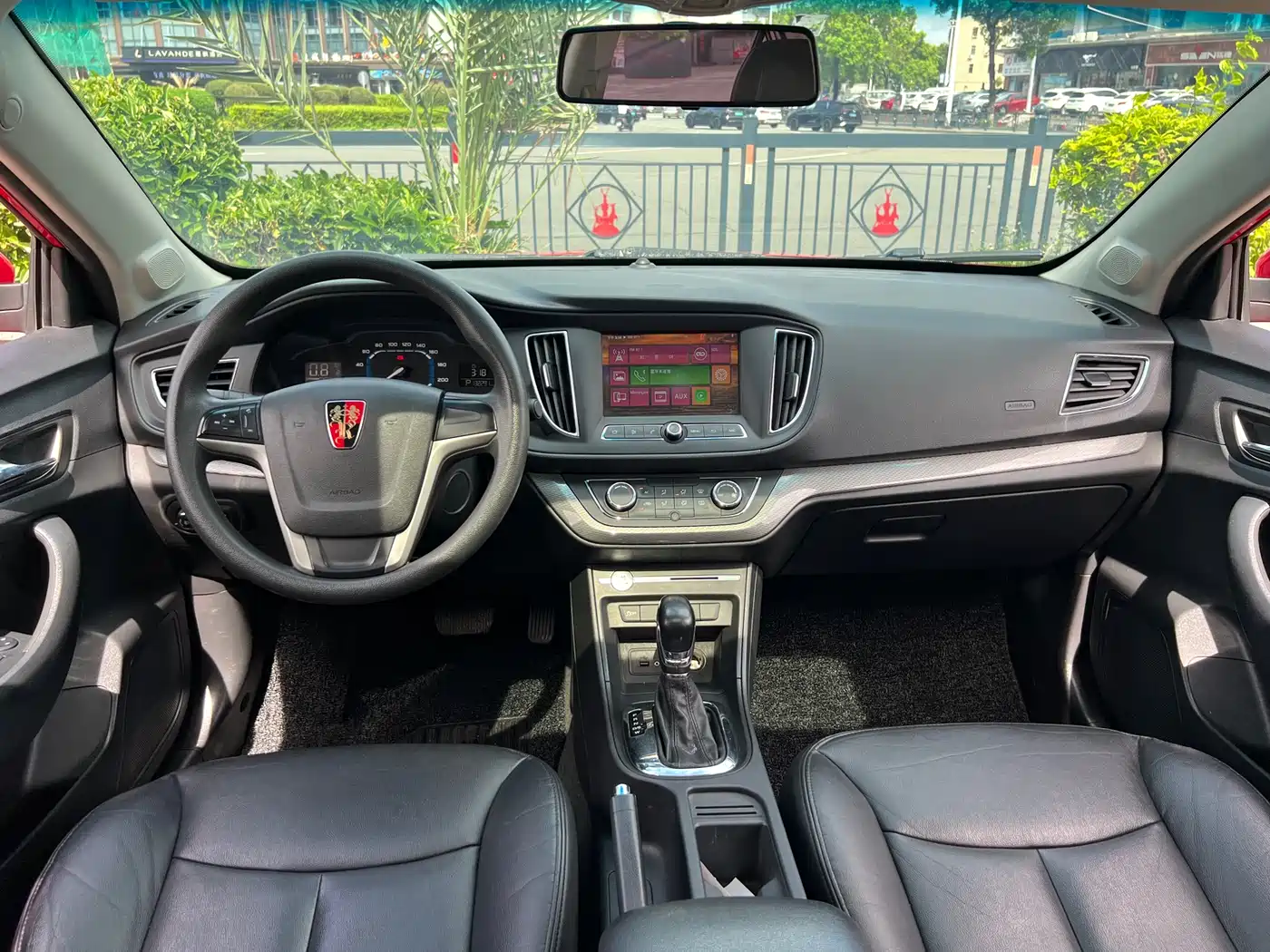 Roewe 360 2017 2017 1.5L Auto Luxury Edition