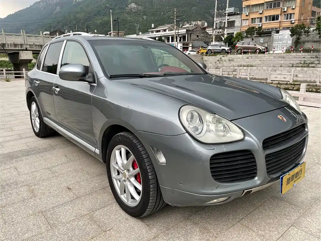 Porsche Cayenne 2006 Cayenne Turbo 4.5T