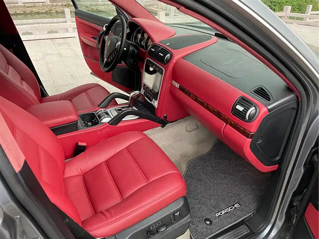 Porsche Cayenne 2006 Cayenne Turbo 4.5T фото 11