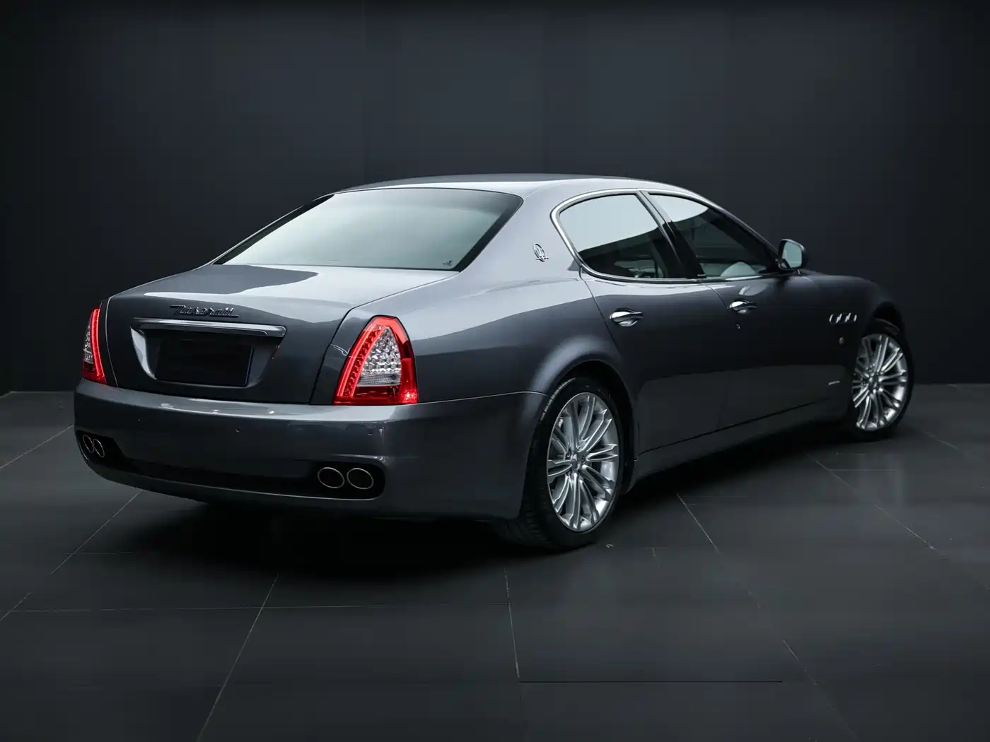 Maserati Quattroporte 2010 2010 4.7L Executive Edition