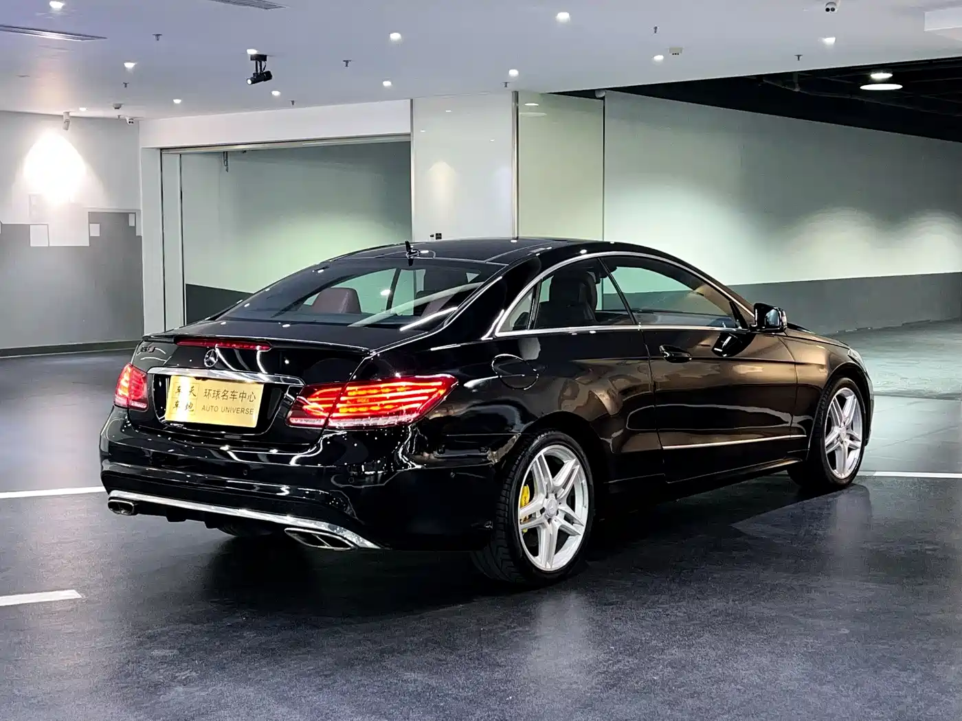 Mercedes-Benz E-Class (Import) 2010 E 260 CGI Coupe фото 4
